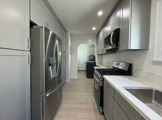 237 N Irving Blvd #0, Los Angeles, CA 90004