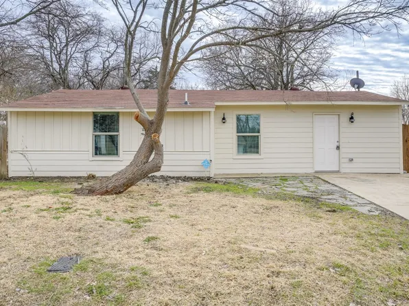 1600 E Mitchell St, Arlington, TX 76010