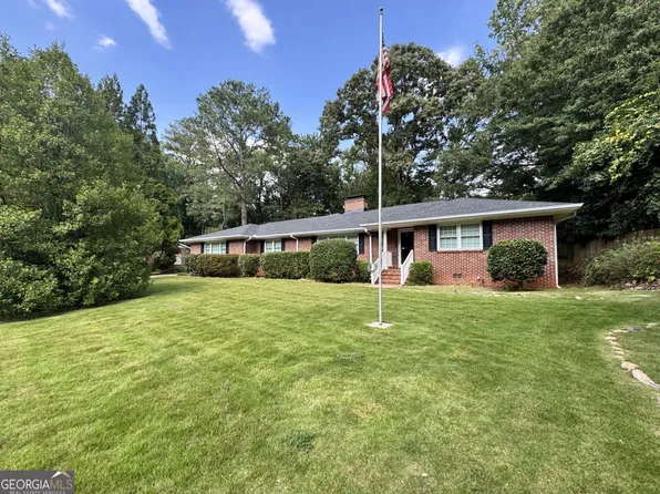 715 Ridgecrest Rd, Lagrange, GA 30240