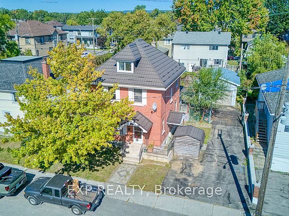 2nd image of 21 Garrison St