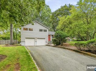 46 Standish Road, Hillsdale, NJ 07642