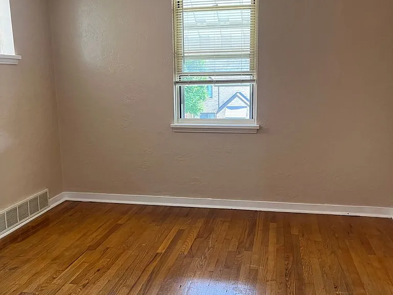 112 Bellanca Ave — Photo 7