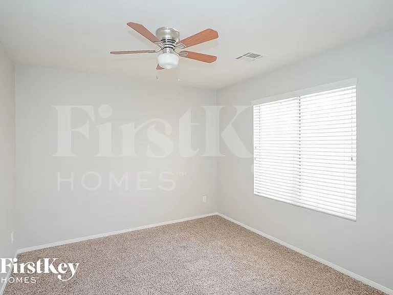5333 Carlsbad Heights St — Photo 12