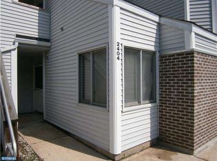 2404 Creekside Dr, Newark, DE 19711