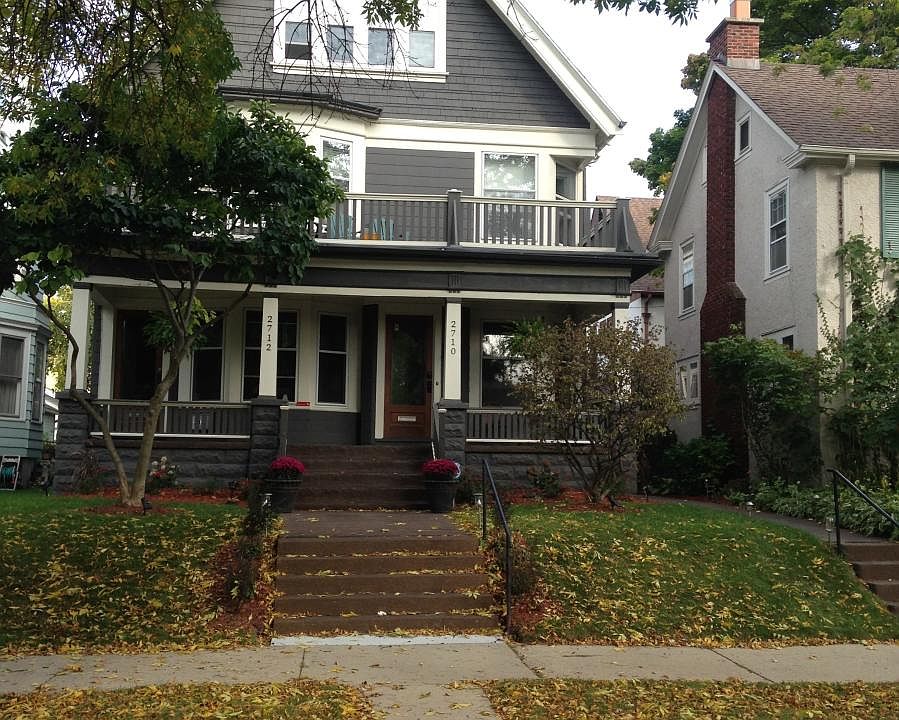1st image of 2712A N Farwell Ave