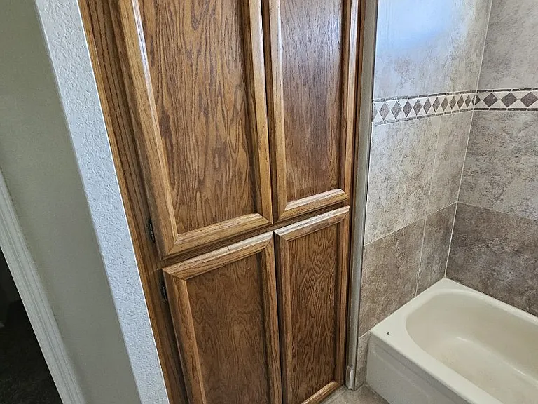 819 E Redondo Dr — Photo 11