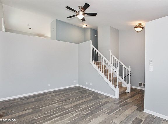 4th image of 2429 Danbury Dr