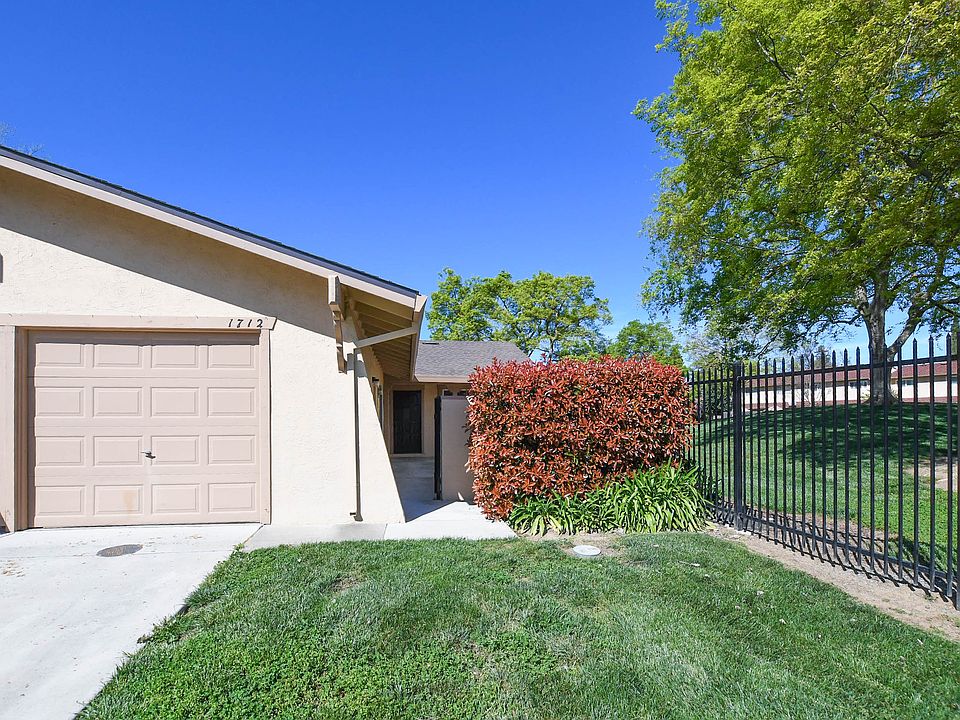 1st image of 1712 W Miramonte Dr