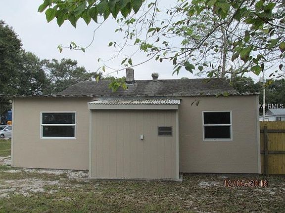 3rd image of 173 NW 10th Dr