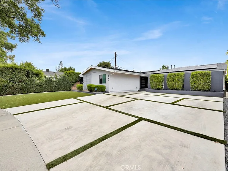 8746 Ruffner Ave — Photo 1