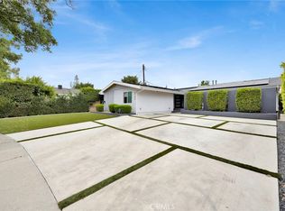 8746 Ruffner Ave, North Hills, CA 91343