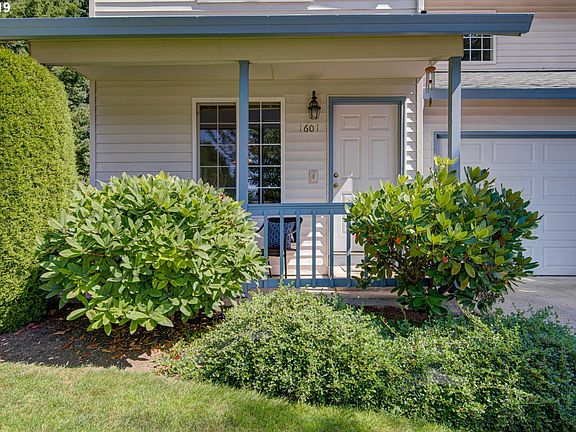 3rd image of 1601 SE 175th Ave