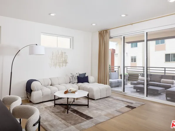 1684 Coral Sea Ln, San Pedro, CA 90732