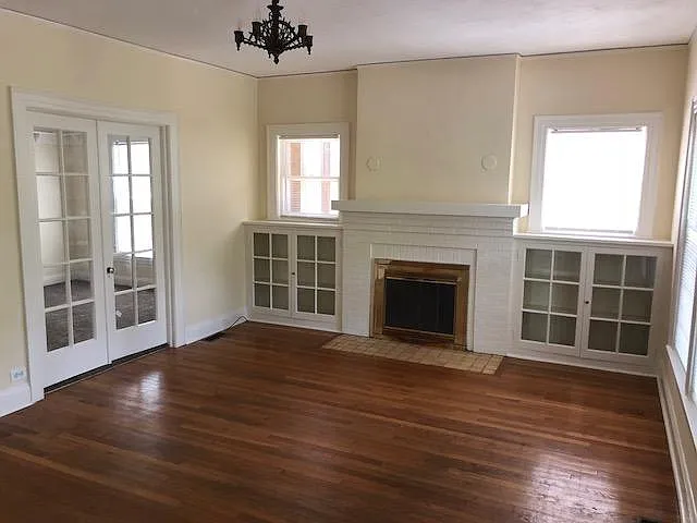 407 Warren St #A — Photo 5