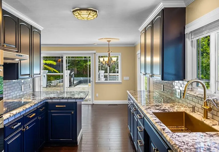8 Shepherds Pl — Photo 11