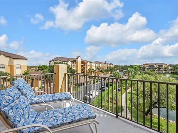 195 Vintage CIR #402, NAPLES, FL 34119