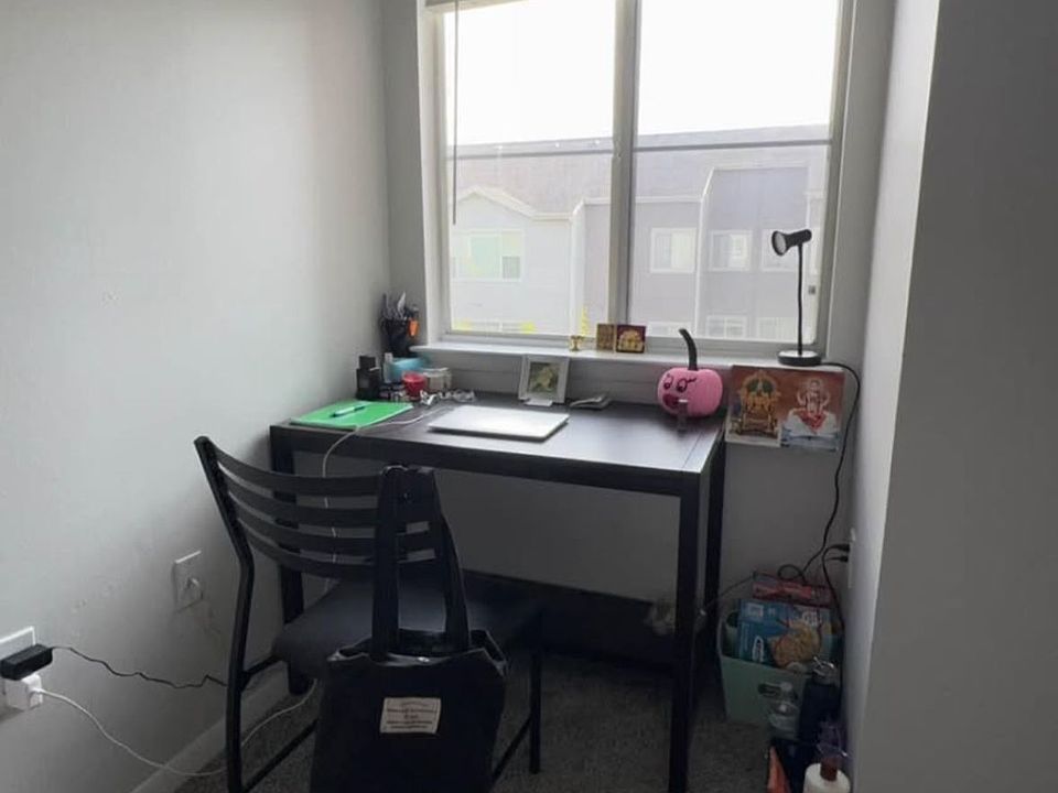 2nd image of 1357 N Lincoln Ave #1357