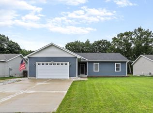 4746 Marshall Rd, Norton Shores, MI 49441