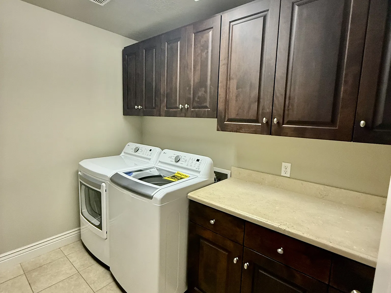 2028 East 4500 South - 1 — Photo 4