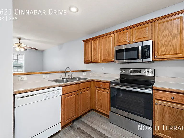 1621 Cinnabar Dr — Photo 3