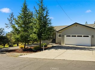 19285 Ravenhill Rd, Hidden Valley Lake, CA 95467