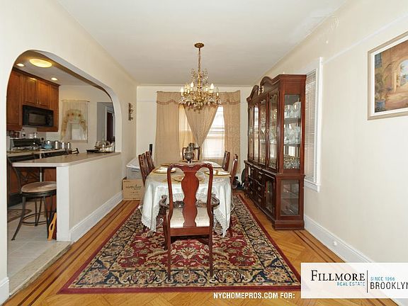 4th image of 1457 E 58th St
