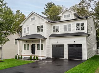 22 Estabrook Rd, Lexington, MA 02421