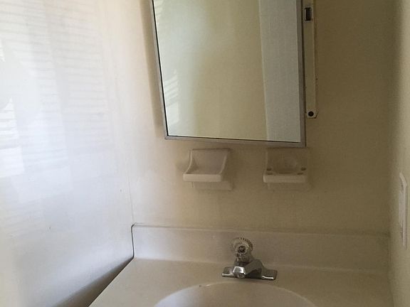 4th image of 1001 Frankford Ave APT 3