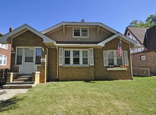 1335 N Ash St, Waukegan, IL
