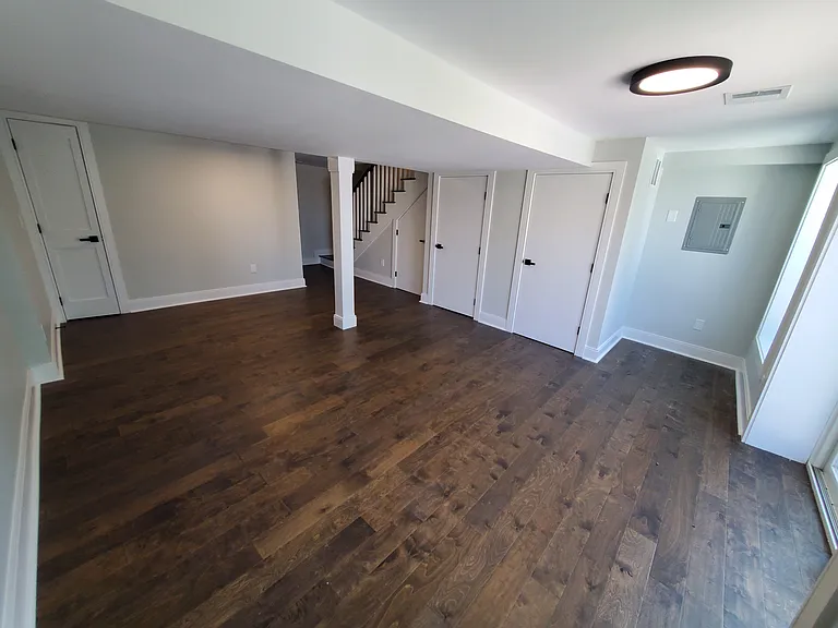 240 Palfrey St #1 — Photo 6