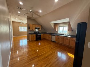 160 Jones St #3, Fall River, MA 02720