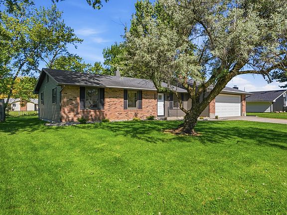 4th image of 5001 Firwood Dr