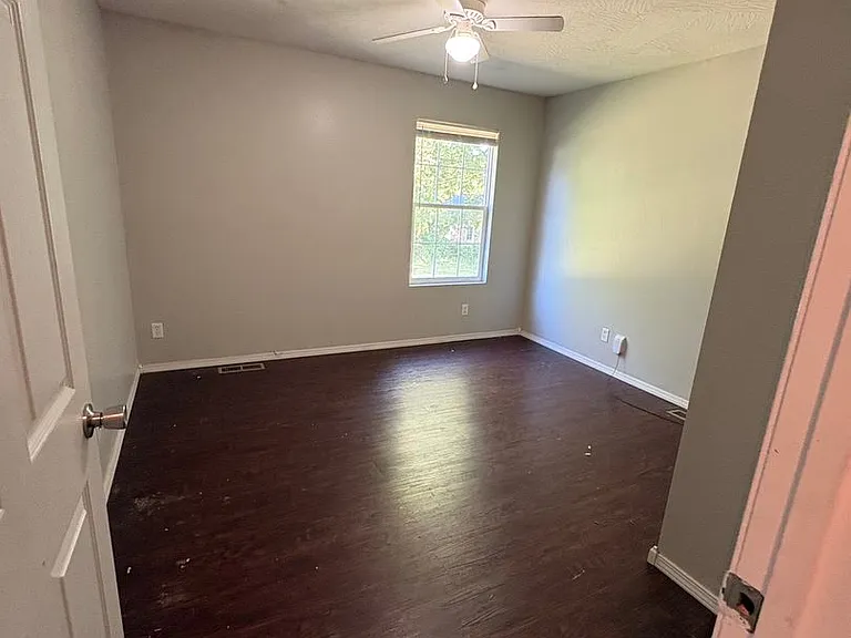 935 N Missouri Ave — Photo 16