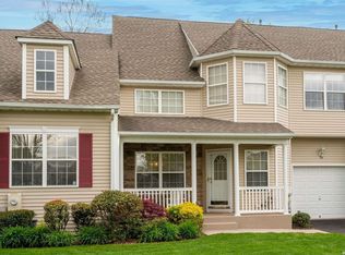 24 Meadow Pond Cir #24, Miller Place, NY 11764