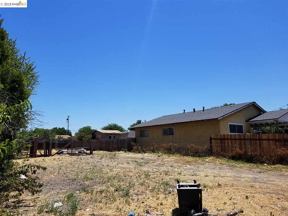 2nd image of 74 Solano Ave