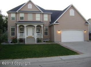 604 Fairway Dr, Gillette, WY 82718