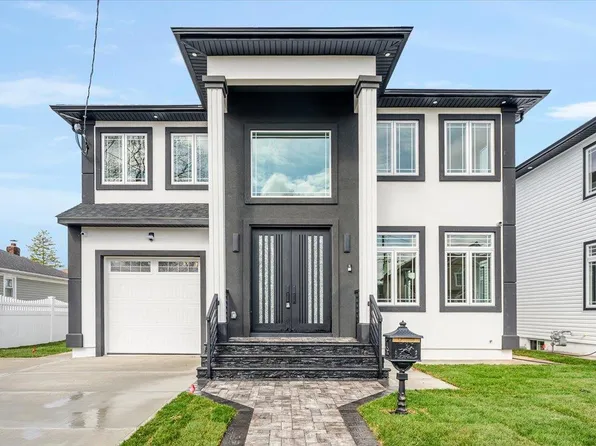 336 Lucille Ave, Elmont, NY 11003