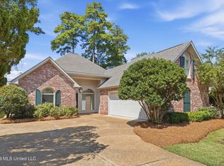 715 Esplanade Dr, Ridgeland, MS 39157