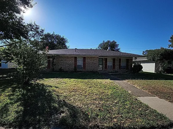 610 Pinebluff Dr, Lewisville, TX 75067