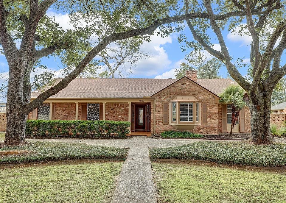 1st image of 7803 Dashwood Dr