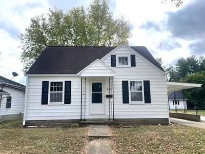 813 E Washington St, Monticello, IL, 61856