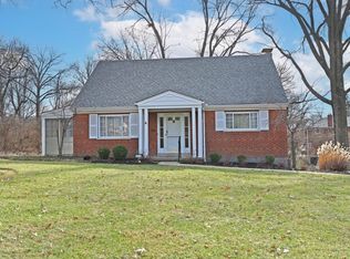 6640 Meadow Ridge Ln, Cincinnati, OH 45237