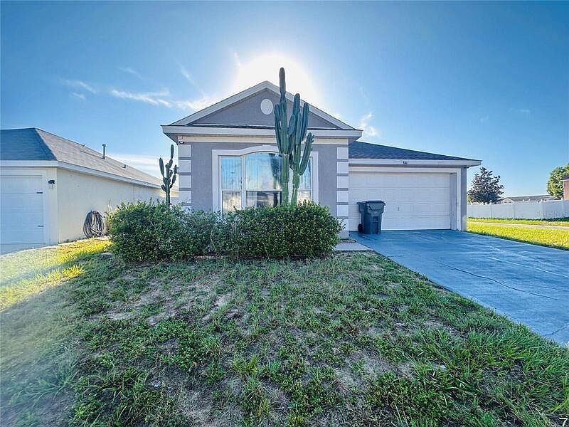 1st image of 46 Belvoir Dr