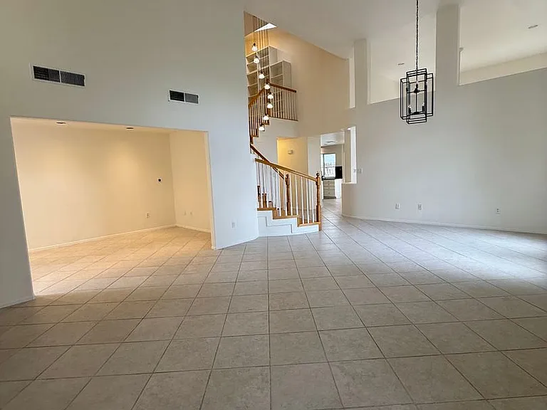 8715 Beau Maison Way — Photo 8
