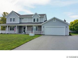136 Dolores Dr, Rochester, NY 14626