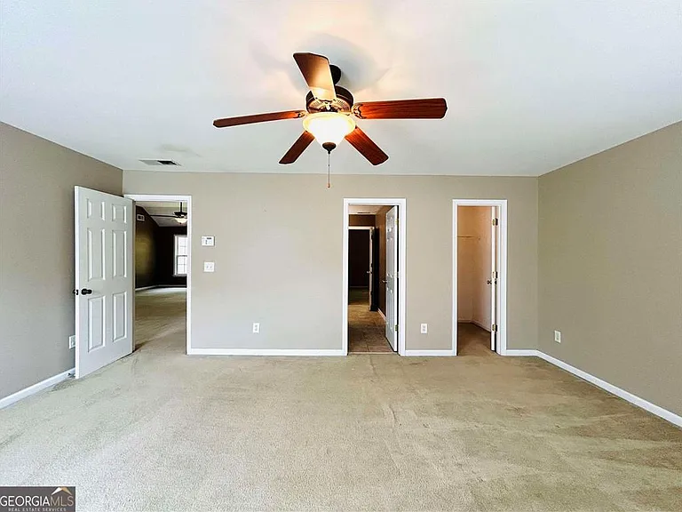 7613 Cedar Grove Ct — Photo 4