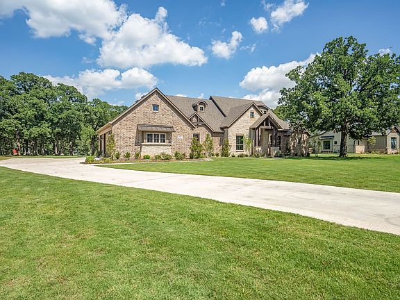 5th image of 6901 Chestnut Dr