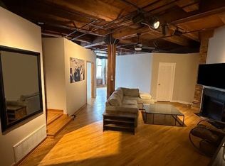 913 W Van Buren St, Chicago, IL 60607