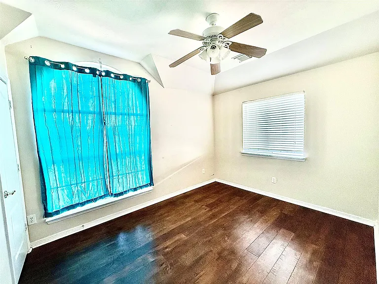 2207 Donrel Way — Photo 14