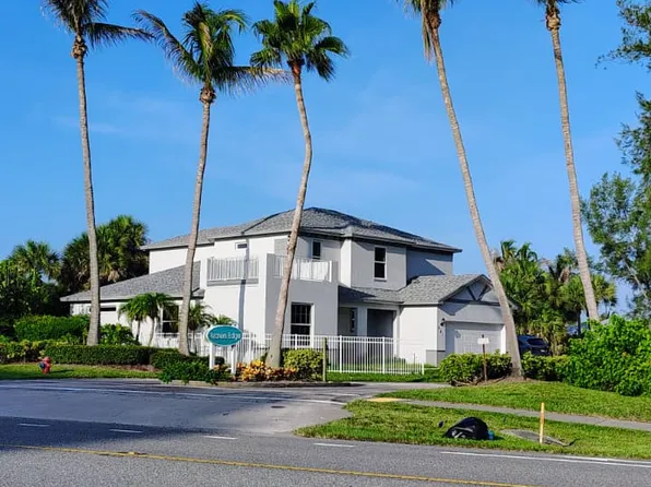 991 Waters Edge Dr, Fort Pierce, FL 34949